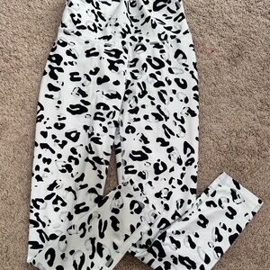 ECHT Black and White Patterned Leggings